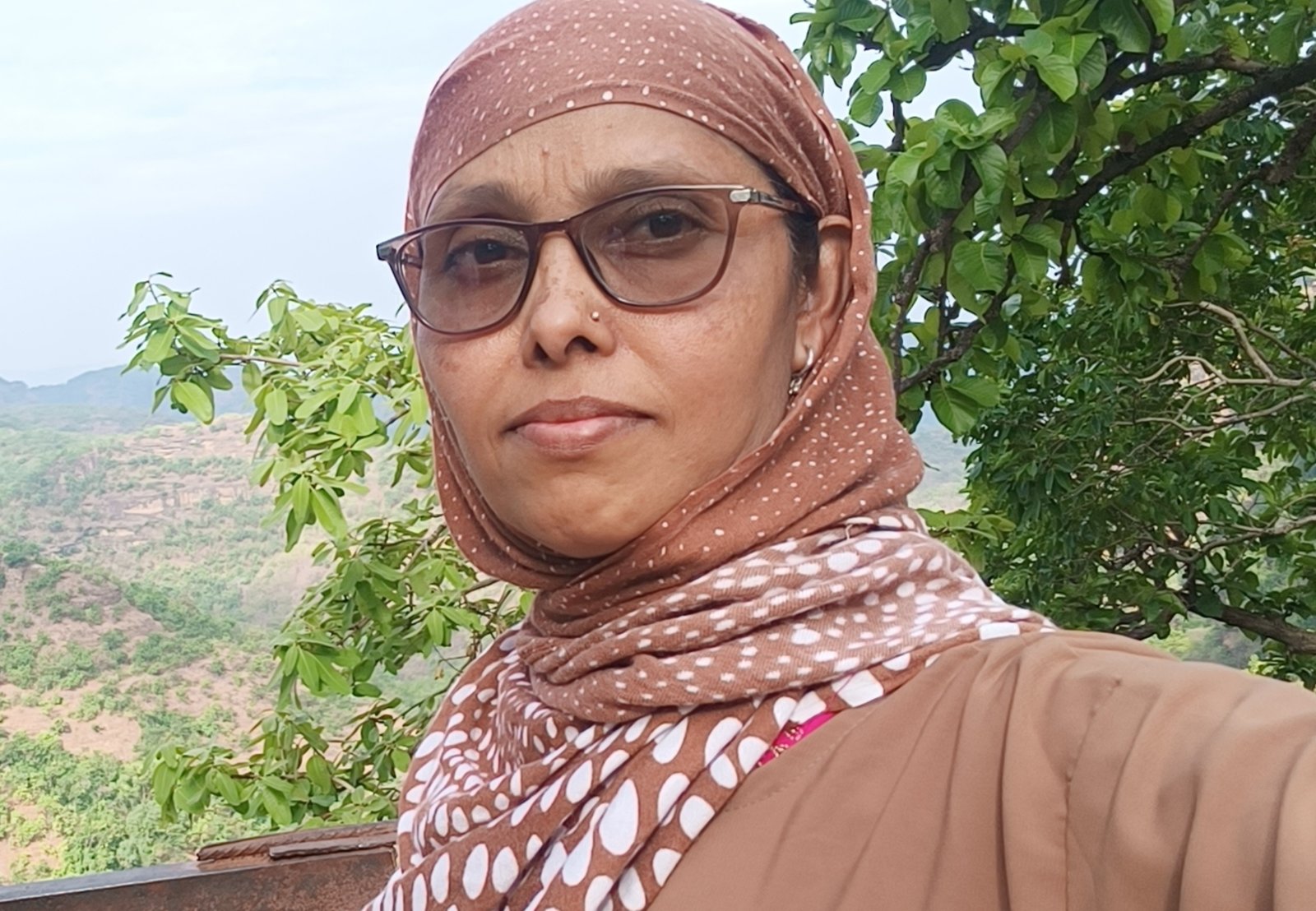 డి . షాహినా