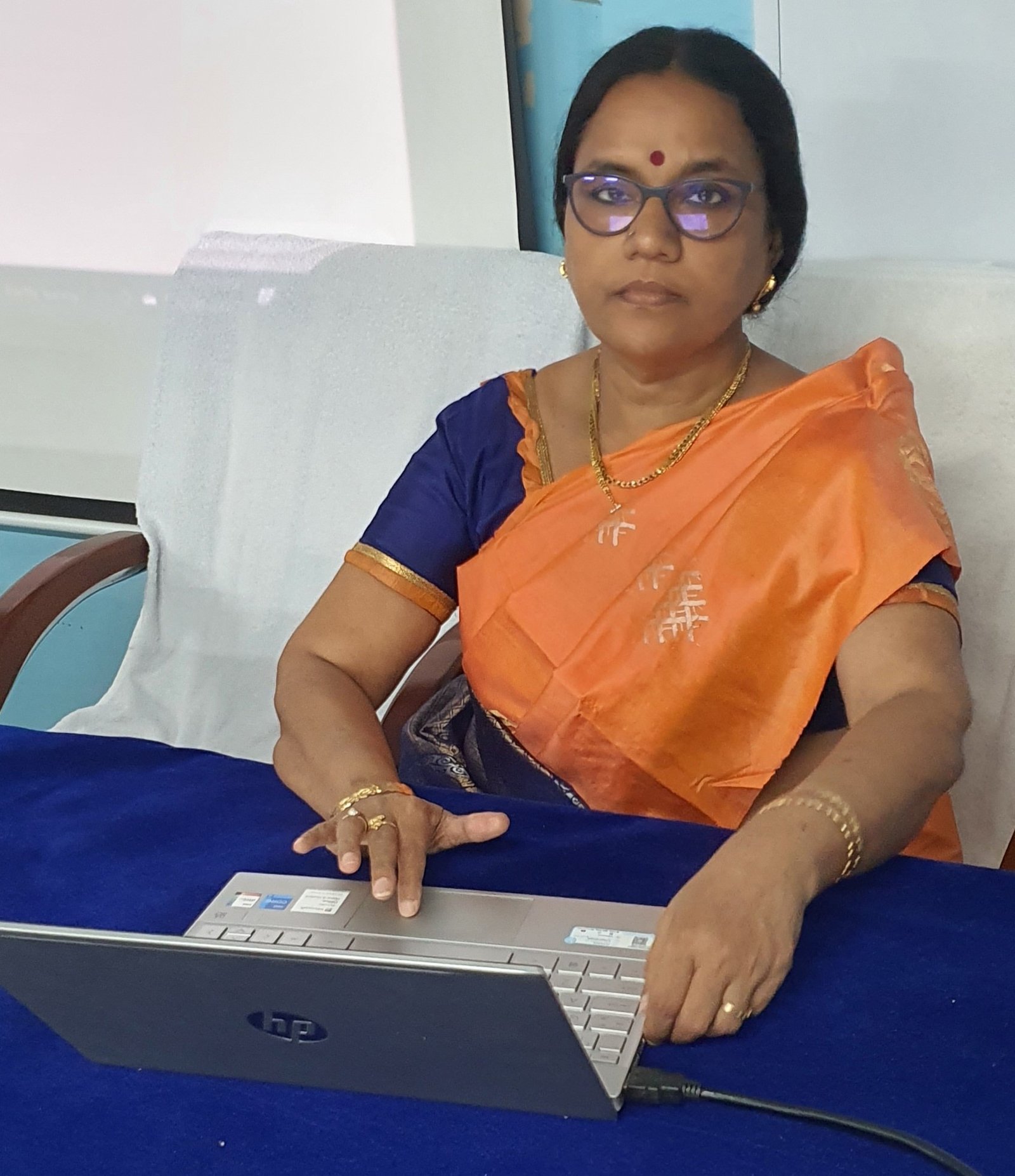 అయ్యగారి సీతారత్నం
